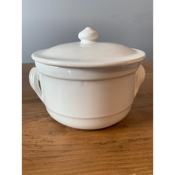 Sur La Table Round Covered Baking Dish White Serving Dish Soup 6" Diameter - Picture 3 of 13